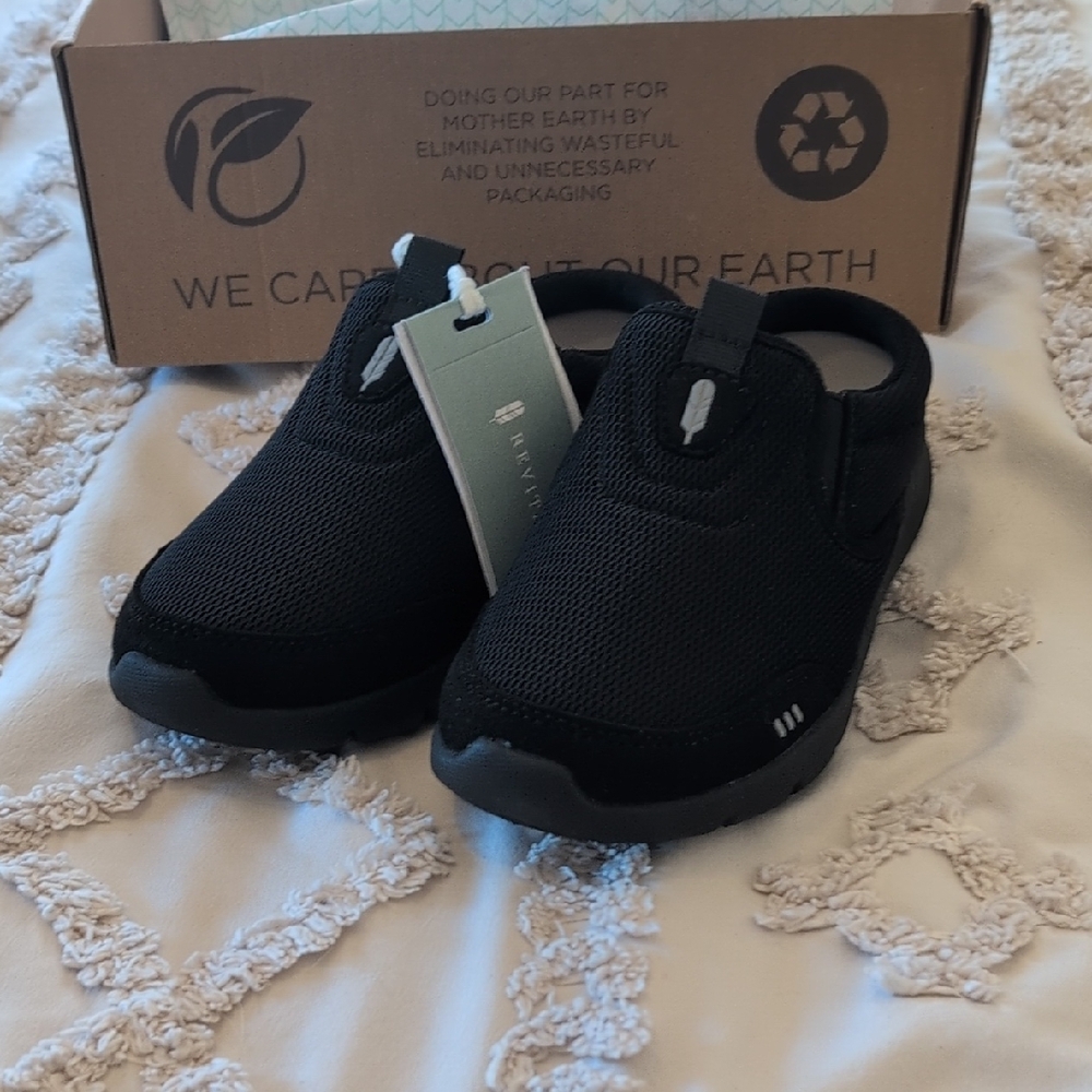 Kids Black Slip-On Mesh Sneakers